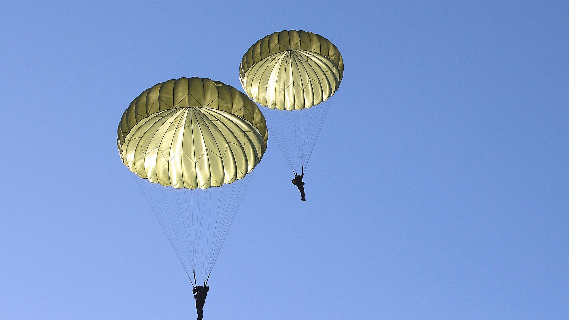 PARACHUTES